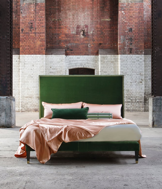 savoir bed featuring the no4 bed with the all bed set